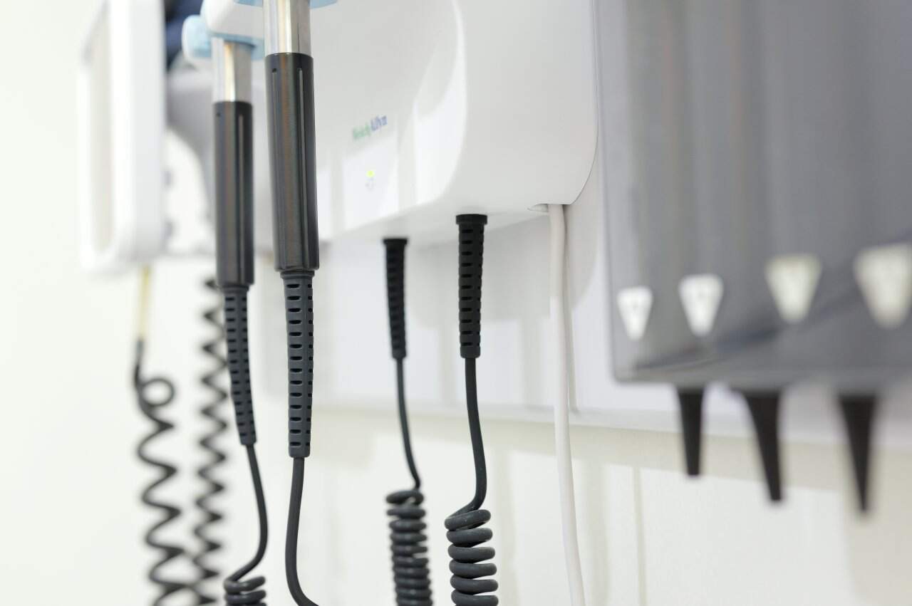 Ecg Ekg Monitoring Cables Vital Signs Wall Mounted Medical Device - integrative healthcare treatment at Healers Clinic Dubai