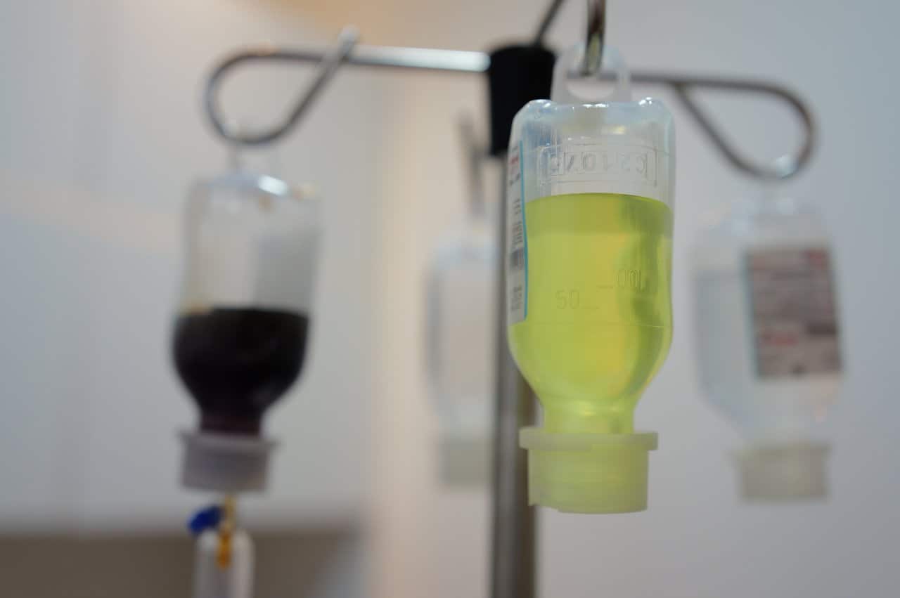 Iv Vitamin B12 B Complex Infusion Yellow Liquid Medical Treatment - integrative healthcare treatment at Healers Clinic Dubai
